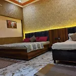 Varanasi Holiday Stay